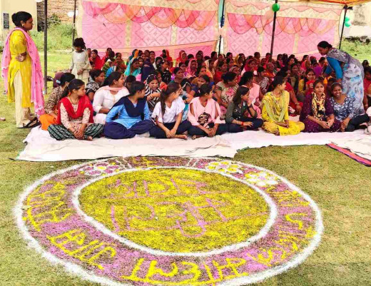 गाँवों में गूंज रही है महिलाओं की आवाज, महिला संवाद कार्यक्रम में बढ़-चढ़कर ले रही हैं भागीदारी
